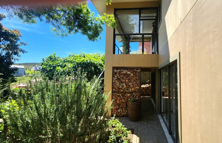 4 Bedroom Property for Sale in Monte Christo Western Cape